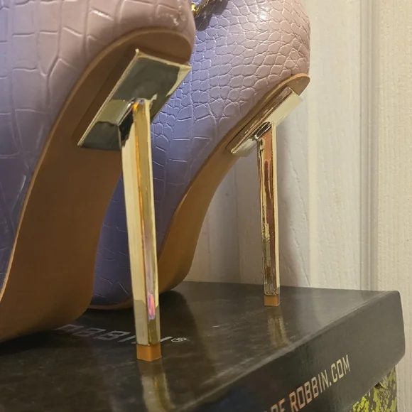 Elegant Pink and Purple Croc-Embossed Women's Boots - Picture 3 of 10